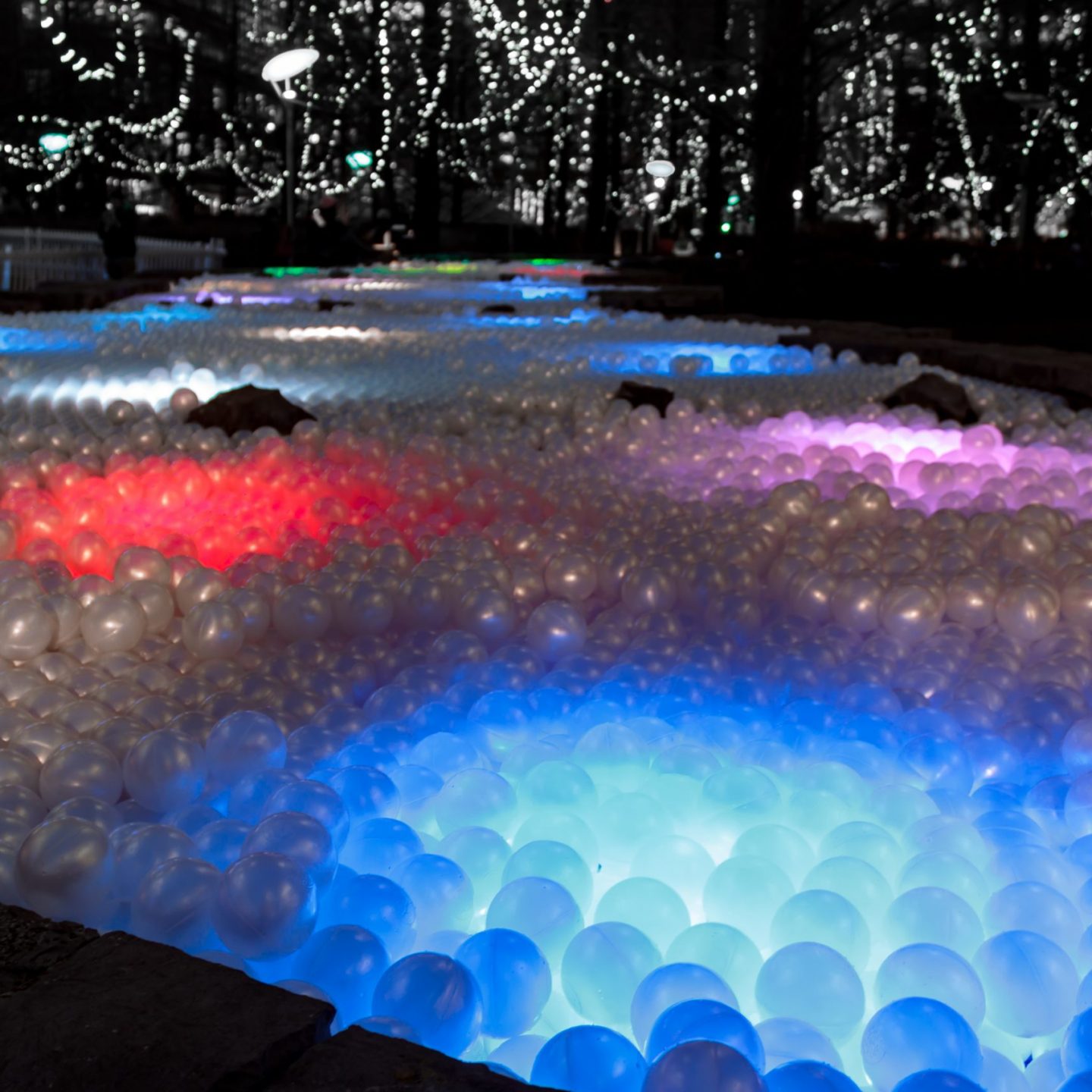 Canary Wharf Winter Lights 2020 - Pools of Light